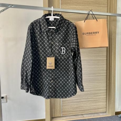 Burberry バーバリー メンズレディース緩い服刺繍新作百搭  柔軟コラボレーション服は洗えるコートシャツ長袖絶妙ファッショナブル絶妙ポケット付き高級感 気質 ブランドコピー服安全後払い工場直売優良店