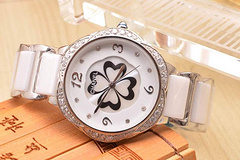 定番人気 シャネル Chanel クォーツ 特価 腕時計レプリカ販売