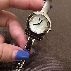  Ferragamo フェラガモ  セール 最高品質コピー腕時計
