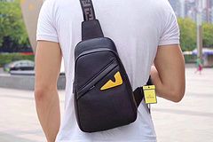 新入荷 Fendi フェンディ 胸バッグ メンズ  3218-4  ブランドコピーバッグ激安販売専門店