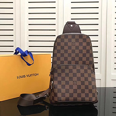  Louis Vuitton ルイヴィトン 胸バッグ メンズ 41719 スーパーコピー代引き国内発送