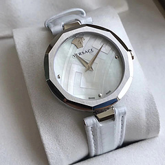 ブランド販売 Versace ヴェルサーチ クォーツ ブランドコピーブランド腕時計激安国内発送販売専門店