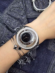 定番人気 Versace ヴェルサーチ クォーツ レディース セール コピー腕時計 販売