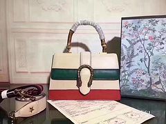 新入荷 グッチ  Gucci 斜めがけショルダー バッグトートバッグ レディース  448075  セール価格 ブランドコピー代引きバッグ