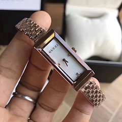  グッチ Gucci クォーツ 腕時計コピー最高品質激安販売