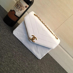  Chanel シャネル 斜めがけショルダー バッグ レディース 2210 バッグコピー最高品質激安販売