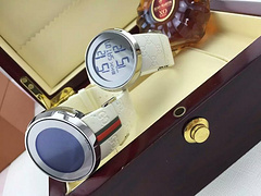  グッチ Gucci  スーパーコピーブランド腕時計激安販売専門店
