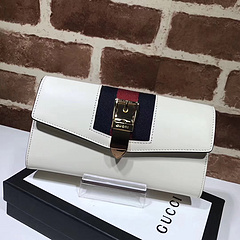 ブランド安全 Gucci グッチ  白色 レディース 476084  セール 財布コピー代引き