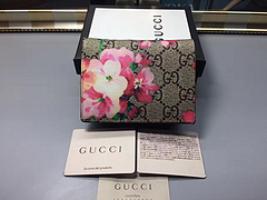 おすすめ グッチ Gucci  レディース 424896  スーパーコピーブランド財布安全後払い激安販売専門店