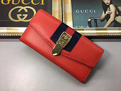 店長は推薦します グッチ Gucci  赤色 レディース  476084  セール 財布最高品質コピー代引き対応
