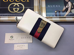 定番人気 グッチ Gucci  レディース 476083   特価 コピー 販売財布